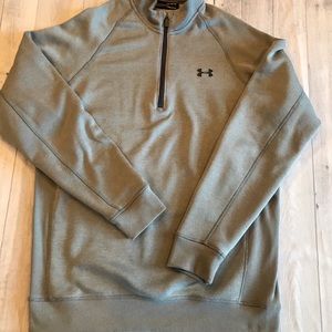 Men’s Under Armour fleece lined sweatshirt